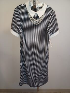 Size 14 Shelby & Palmer Houndstooth Dress